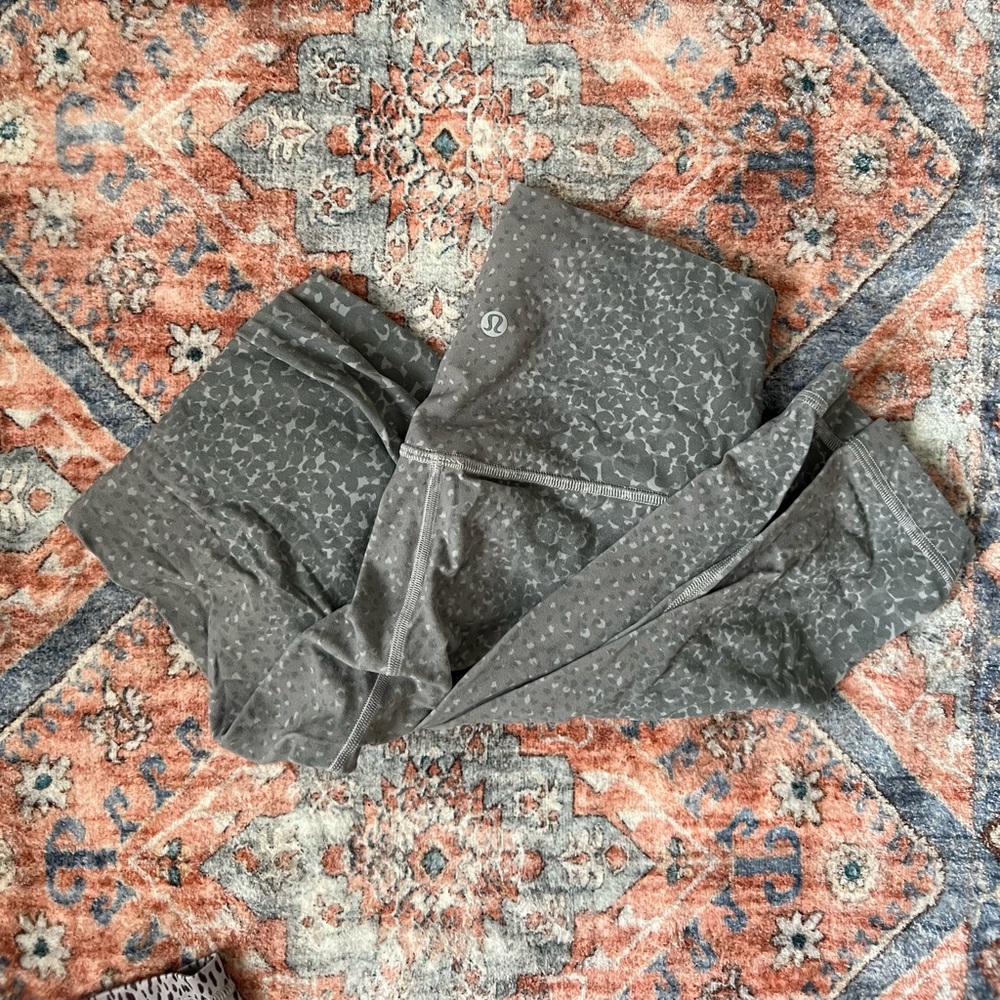 Lululemon Align Grey Leopard Leggings